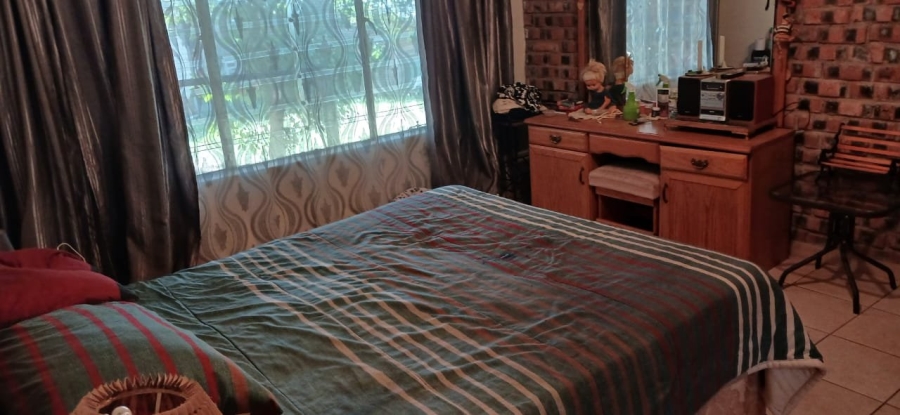 5 Bedroom Property for Sale in Olive Hill Free State